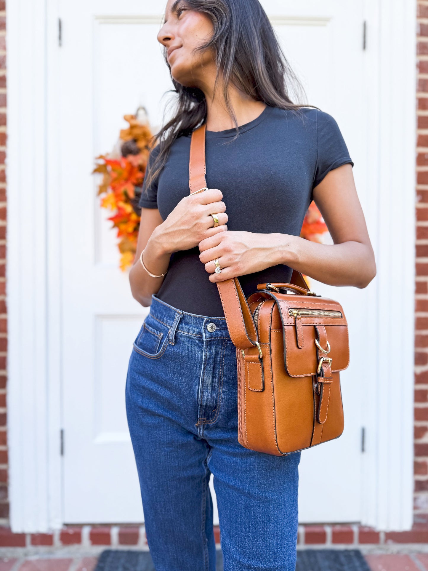 Smith & Wesson Vault Crossbody